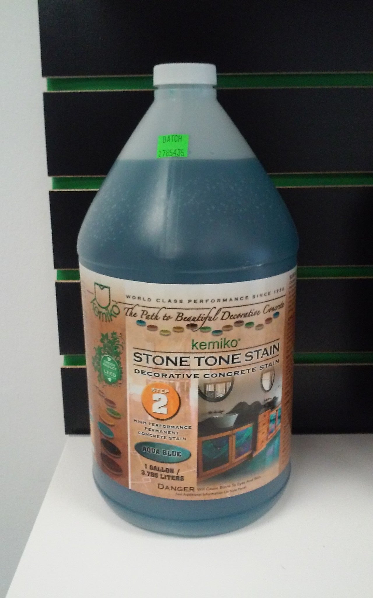 KEMIKO STONE TONE STAIN (Concrete Acid Stain) Aqua Blue Gallon	
